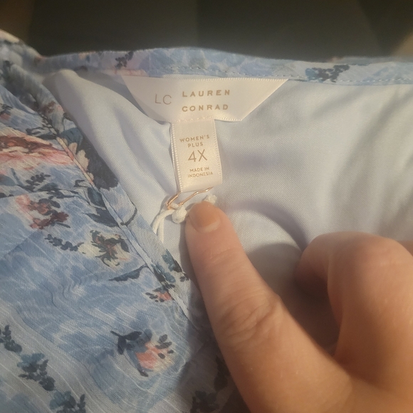 LC Lauren Conrad Floral Dress | Size 3X NWT - Picture 7 of 7